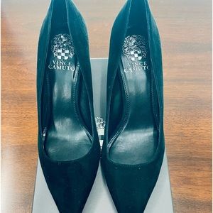 NWT Vince Camuto Black Suede Frittam Pump
